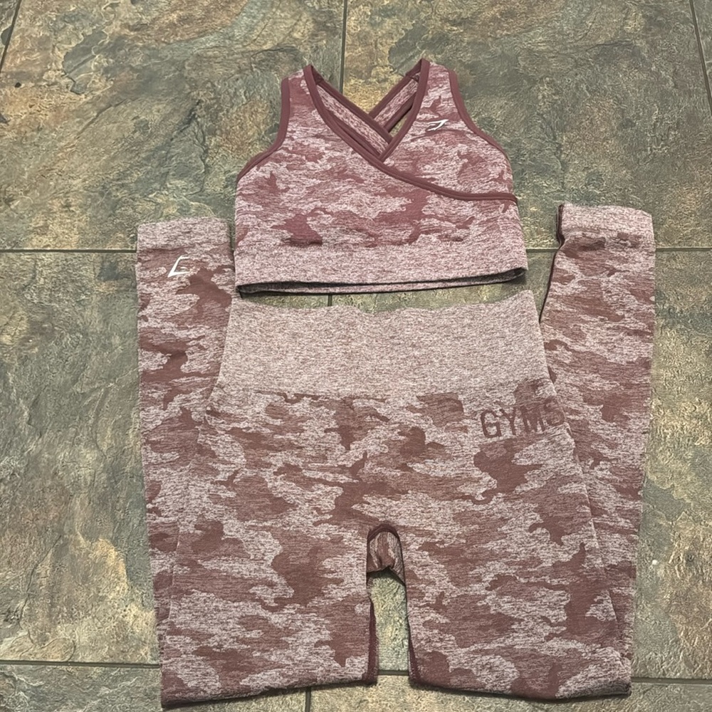 Gymshark Camo Leggings & sports bra in Berry Red